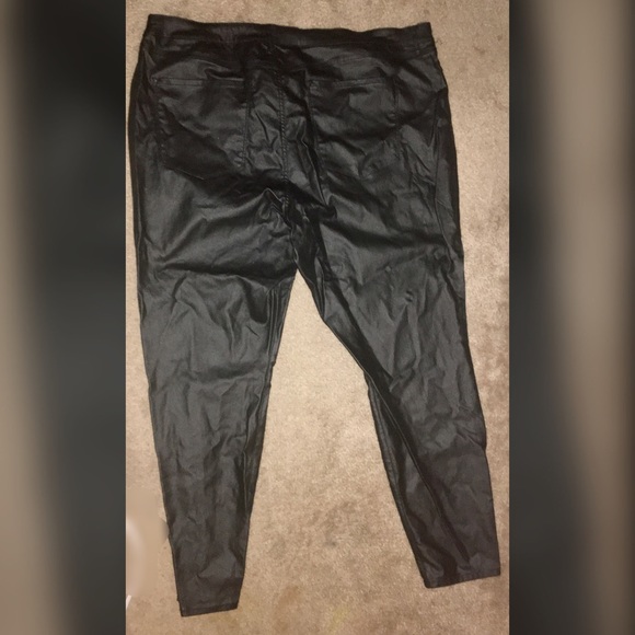 Plus Size Vegan Stretch Leather Pants - Picture 4 of 4